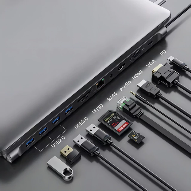 Adaptador Hub 11 a 1 MacBook HDMI/VGA/USB/RJ45/SD/micr/audio AltaNet